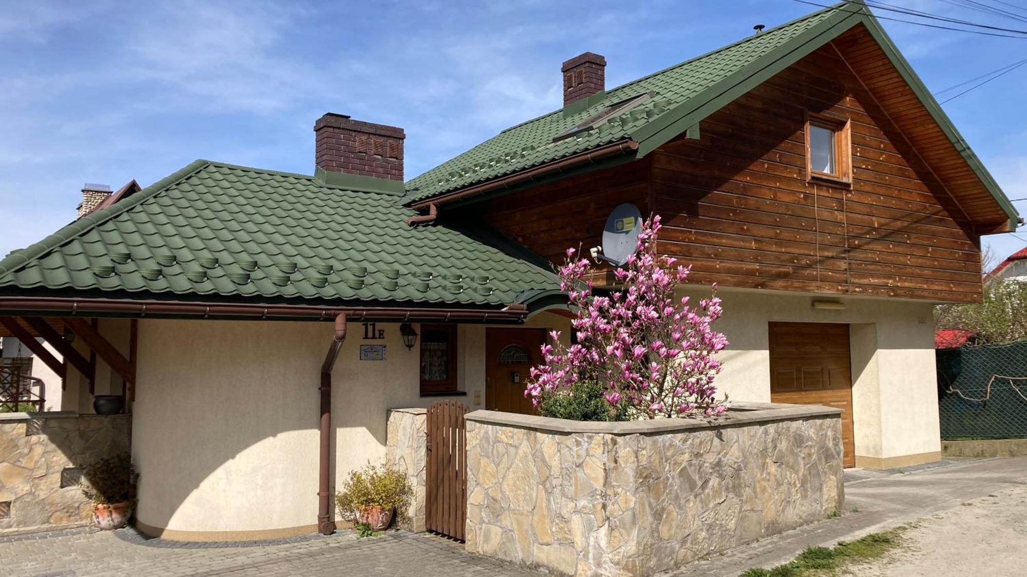 Apartamenty-Studio Noclegi Wczasy Wakacje Ferie - Pobyty Rodzinne Rabka-Zdrój Esterno foto